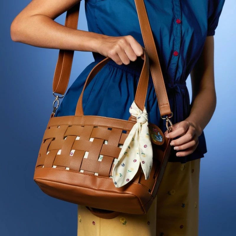 Snow White And The Seven Dwarfs Handbag 2 Snow White And The Seven Dwarfs Handbag - Image 2