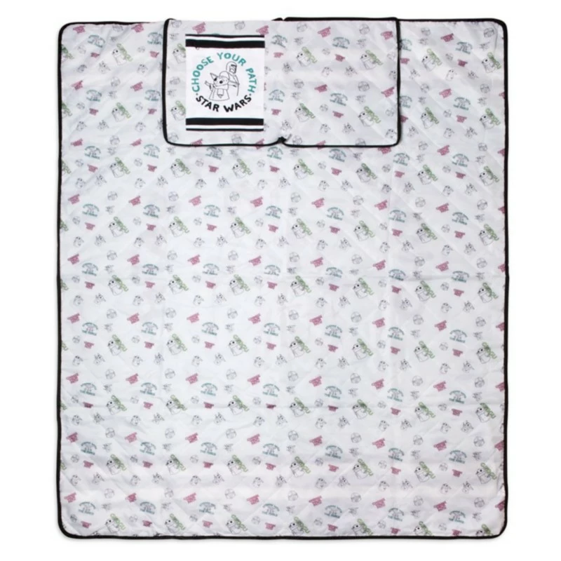Star Wars: The Mandalorian Picnic Blanket Tote 2 Star Wars: The Mandalorian Picnic Blanket Tote - Image 2