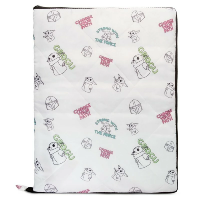 Star Wars: The Mandalorian Picnic Blanket Tote 5 Star Wars: The Mandalorian Picnic Blanket Tote - Image 5