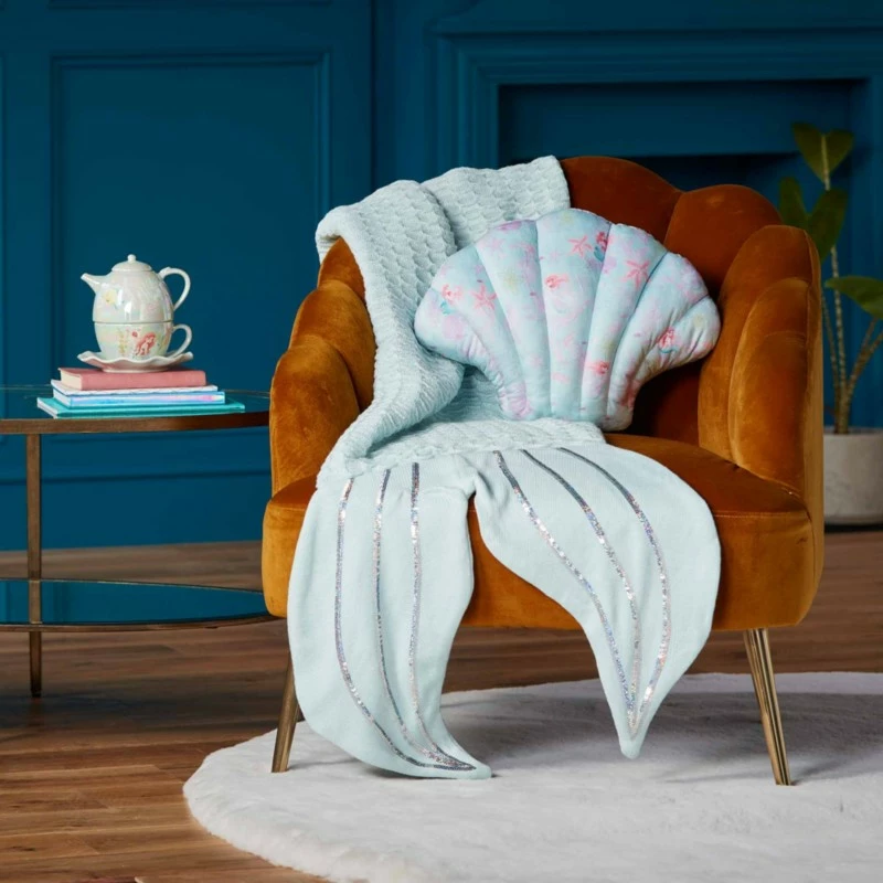 The Little Mermaid Tail Blanket 2 The Little Mermaid Tail Blanket - Image 2